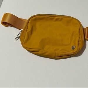 lululemon athletica Men's Mustard Belt Bag